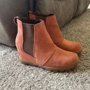 RUST Sorel Joan Wedges